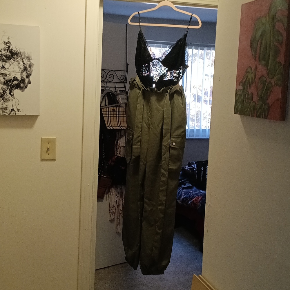 Fashion nova jumpsuit NWOT